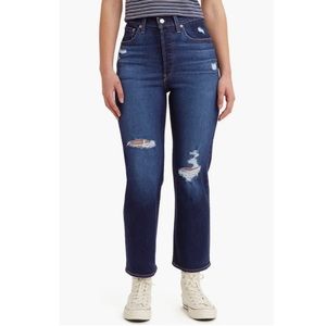 Levi’s Ribcage Straight Ankle Distressed Jeans Size 27